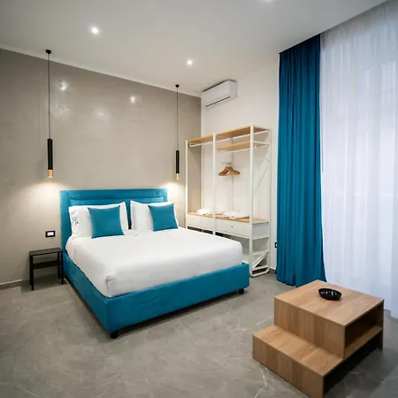 Solange Comfort 4* Naples